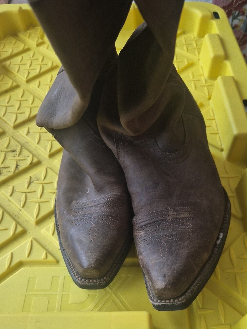 Ariat Women's Tall Brown Leather Western Boots - Picture 4 of 6